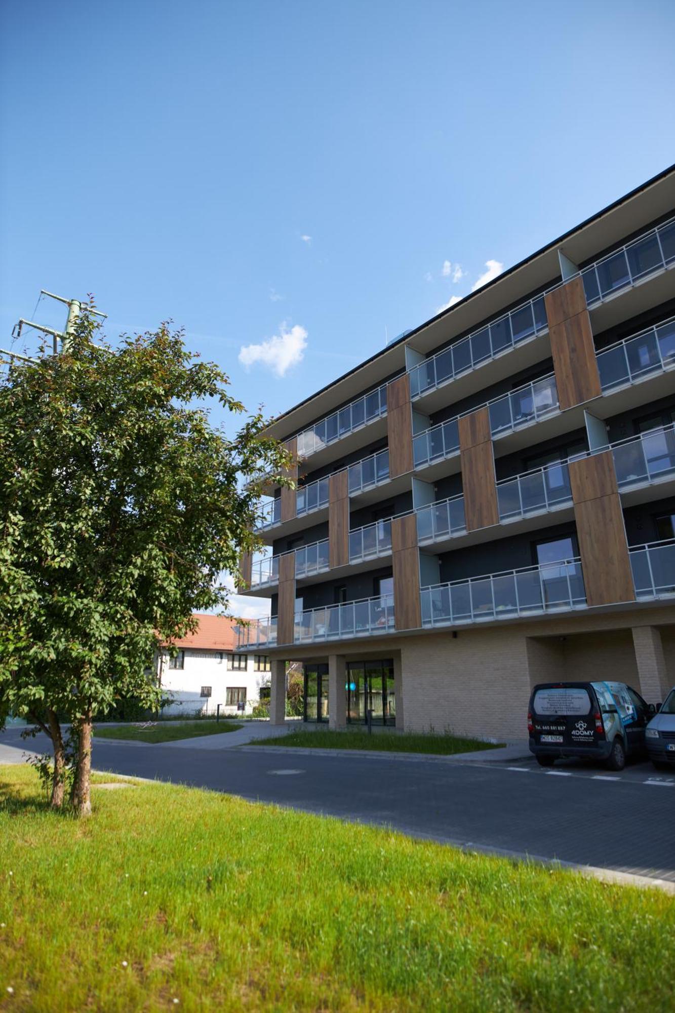 Apartamenty 24H Pileckiego Warschau Buitenkant foto