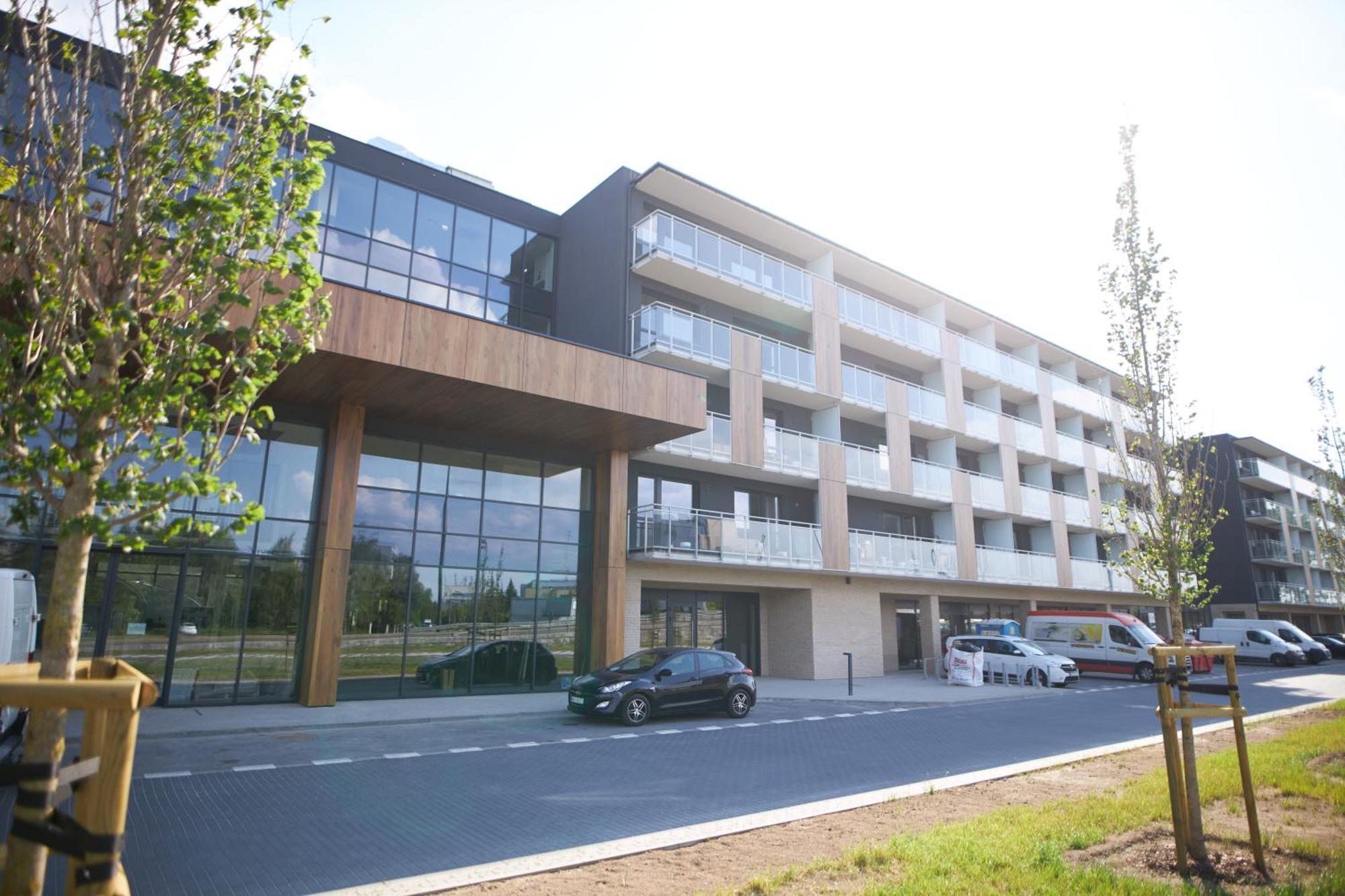 Apartamenty 24H Pileckiego Warschau Buitenkant foto